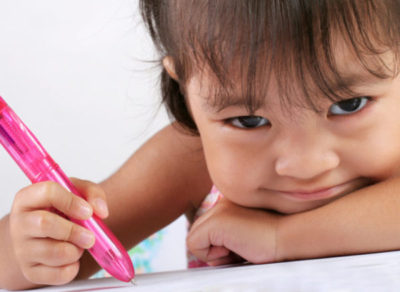 Toddlers begin learning rules of reading, writing at very early age, study finds