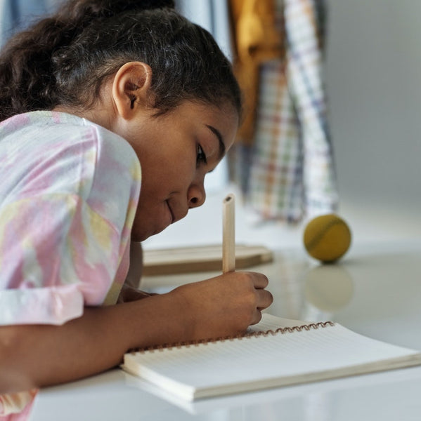 Why Writing By Hand Makes Kids Smarter